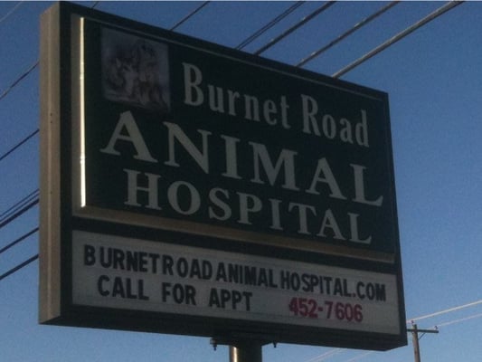 Road Animal Hospital Veterinarians Austin, TX