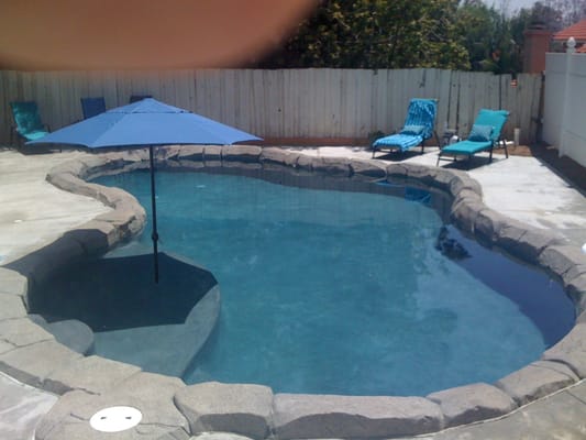 plaster and faux rock coping Makes a nice backyard vacation spot plaster and faux rock coping Makes a nice backyard vacation spot