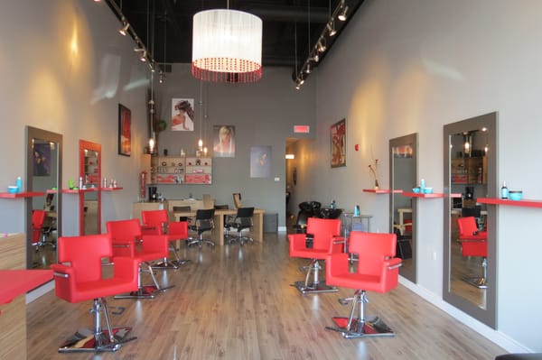 Compliment Pour Un Salon De Coiffure Vue d'ensemble du salon de coiffure Studio de beauté Armonie à St-Eustache